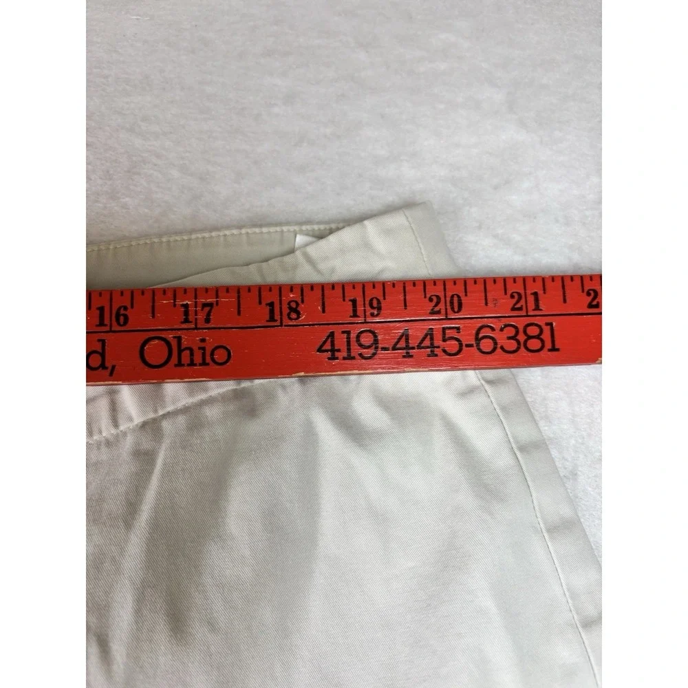 Jones New York Khaki Bermuda Shorts Women's Size 18 (40x13) Preppy‎ Beach